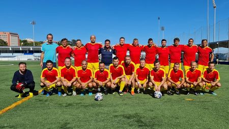 Acționarul din Saint-Tropez. România a participat, cu două selecționate, pe Coasta de Azur, la campionatul mondial de fotbal pentru juriști. Un fost stelist a fost antrenor- jucător, în timp ce Andrei Nicolescu, șeful lui Dinamo, și-a condus echipa din postura de „secund” | EXCLUSIV