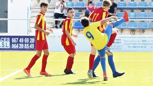 Povestea puștiului de 13 ani născut în Spania care vrea să calce pe urmele lui Lucian Sănmărtean. „În casă vorbim românește, nu ne uităm originile" | GALERIE FOTO
