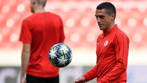 Nicolae Stanciu, senzație la antrenament! Goluri fabulose înscrise de mijlocașul român |  VIDEO