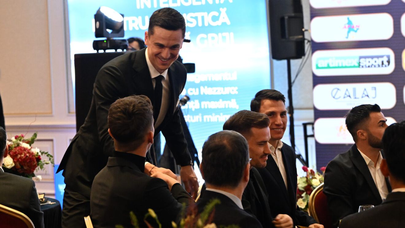 Fotbalistul căruia Gigi Becali vrea să-i taie la jumătate salariul, deşi FCSB a luat titlul, este elogiat de fostul jucător al roş-albaştrilor: "Jos pălăria"