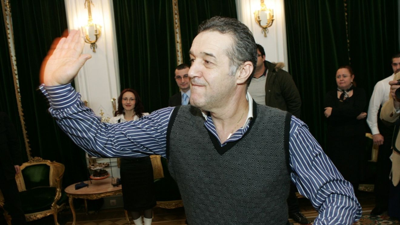 Becali: "Le-am zis jucătorilor să nu 'comenteze' în fața lui Dorinel"