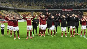 E cel mai dorit fotbalist de la Rapid. Ofertele au venit pentru starul lui Dan Şucu şi va pleca: „Nu neg”