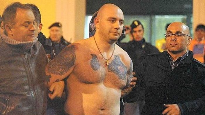 Ultrașii au decretat: "Ivan, unul dintre noi"** 'Bestia' de pe Marassi, erou pe web!