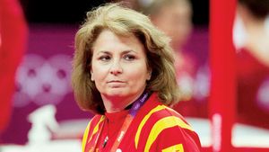 Antrenoarea de gimnastică Mariana Bitang, la aniversare! „Doamna de fier" împlinește azi 59 de ani! SPECIAL
