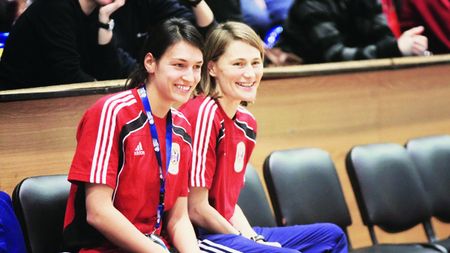 Cu brațul în Europa!** Există pericolul ca Neagu să nu mai poată juca handbal