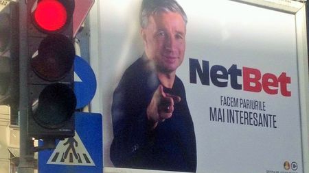 Poza surprinzătoare depusă ca probă la dosar de pariorul Șumudică. 5 imagini care l-ar putea salva de suspendare pe antrenorul Astrei 