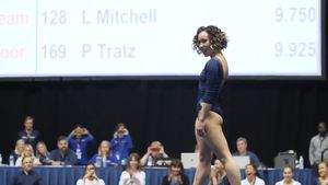 VIDEO | Un nou "10 perfect" în gimnastică! Ea îi calcă pe urme Nadiei Comăneci: exercițiul care a devenit viral