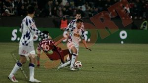 Poli, prima victorie la Cluj în era Iancu!** Uhrin și jucătorii, băgați în ședintă: Ce le reproșează patronul