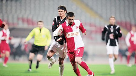 "Zicu să se ducă la psiholog!** Dacă nu-și rezolvă problemele, să se facă strungar"