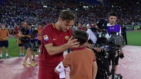 S-a aflat cine este moștenitorul banderolei purtate de Francesco Totti pentru aproape 20 de ani! 