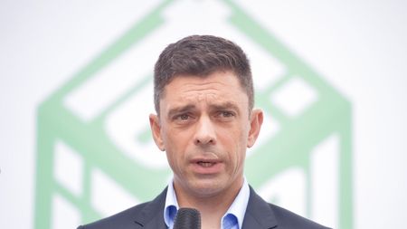 Ce se întâmplă cu sportul românesc și cum o mărire poate însemna, de fapt, o tăiere? Bugetul alocat pentru Ministerul Sportului, cu un an înainte de Jocurile Olimpice de la Paris și mesajul lui Eduard Novak: „Avem un start bun!” | SPECIAL