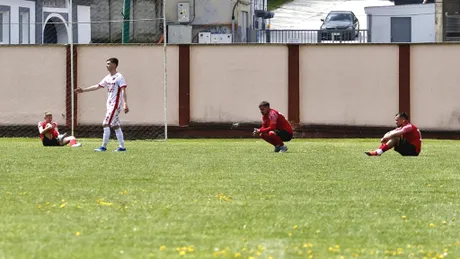 Şelimbărul se scufundă! ”Călăreţii roşii” coboară pe loc direct retrogradabil în Liga 3 după înfrângerea de acasă cu ”lanterna roșie” CS Tunari