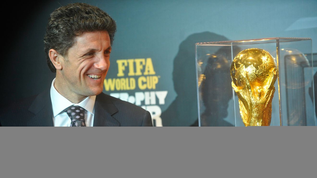 Programul lui Popescu: 8 centre regionale, pensii pentru fotbaliști și o nouă ligă în fotbalul românesc! Ce vrea să facă fostul jucător dacă va ajunge șef la FRF