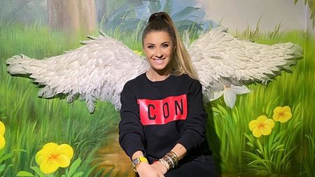 Fabulos! Cât valorează bijuteriile purtate de Anamaria Prodan: „Dacă îmi place, îmi cumpăr!” + Cum era să se urce, din greșeală, în mașina lui Nicolae Badea | VIDEO EXCLUSIV ProSport Live