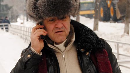 Dacă ar fi dat primele după "Deszăpezirea Vrancei", doi steliști ar fi avut super moral pentru Twente!** Becali l-a regăsit pe Dumnezeu: "Mă simt vinovat că-s bogat"