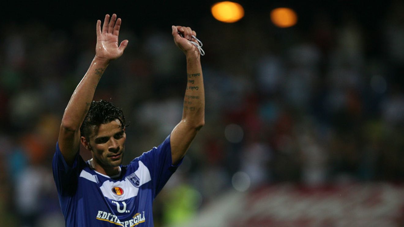 Steaua l-a transferat pe Iliev! Duckadam: "A semnat cu noi! E un transfer bun!"** Iliev: "Întâlnirea cu patronul a contat foarte mult"