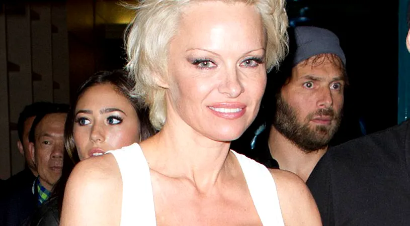 Pamela Anderson divorțează a doua oară de Rick Solomon