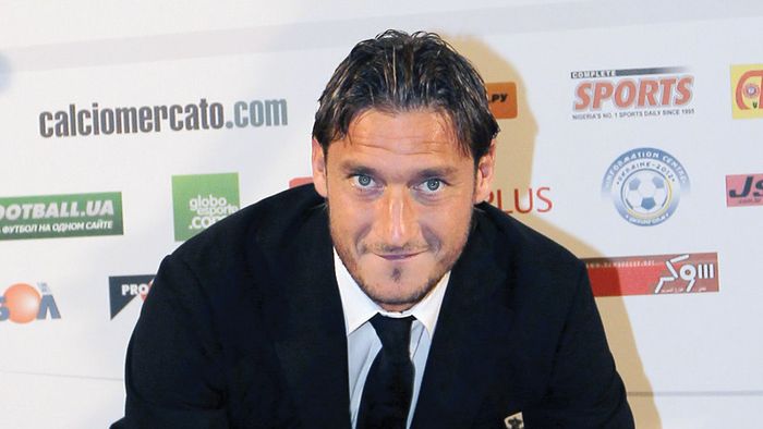 Totti a câștigat trofeul "Golden Foot"!** "Te iau la Monaco"
