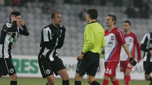 Badea acuză arbitrajul, dar se bucură de jocul echipei sale:** "Am dominat Oțelul cum nu a fost dominată în niciun meci din Ligă"