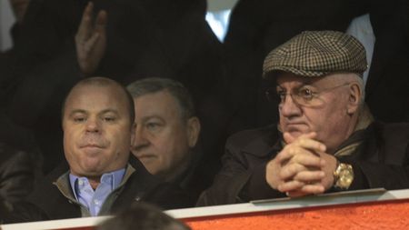 Dragomir îl pune la ZID pe jucătorul Petrolului care a scos PROBA de pe teren: "Dacă Galamaz murea, Sipovic ascundea CRIMA?"