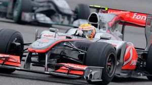 "E mai ușor să întâlnești o femeie virgină la 50 de ani decât sponsori în Formula 1":)