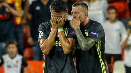 Misterul "roșului" lui Ronaldo, elucidat de Emre Can: "L-am auzit pe arbitru spunând că din cauza asta l-a eliminat. Nu suntem femei!". Neamțul a făcut lumină în scandalul momentului