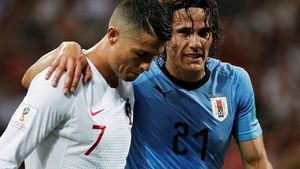 "Suntem doi, facem cât 11!". Cavani trimite acasă campioana europeană! Ronaldo a fost inexistent, Suarez a reușit un assist genial. "Matadorul" s-a accidentat și e incert