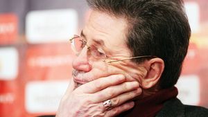 Dinu despre bosniaci: "Războiul i-a făcut răi"