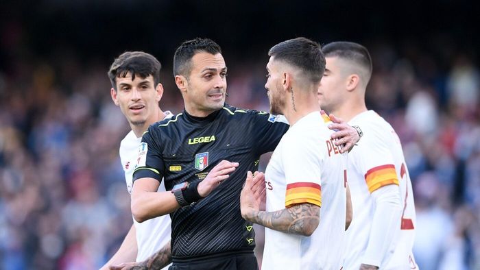 Revoluție în Italia: arbitrii vor da interviuri după meciurile din Serie A! Marius Avram: „Este foarte bine. Sunt participanți la joc și trebuie și ei să se exprime” | EXCLUSIV
