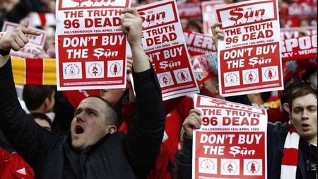 Decizie istorică în Anglia! Cotidianul "The Sun" a primit "interzis" într-un lanț de magazine din Liverpool