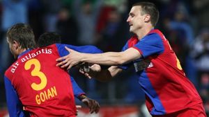 "Sunt mulți jucători care vor să plece de la Steaua!"