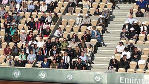 Emoții la maximum la meciul Simonei Halep! Cum au trăit părinții româncei și celelalte vedete victoria cu emoții din primul tur de la Roland Garros | FOTO