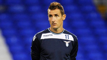 La a treia i se ridică statuie!** Klose a fost iar premiat pentru gestul pe care germanii l-au văzut doar la el din 2005