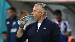 Reghecampf a rămas uluit când l-a văzut pe Dennis Politic la antrenamentele FCSB. Ce verdict a dat