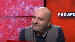 Florin Manea râde de Rapid, după ce s-a vorbit despre transferul lui Florin Andone: „Rămâne și Mbappe liber!” | VIDEO EXCLUSIV ProSport Live