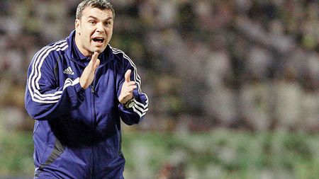 Olăroiu îl atacă dur pe Maradona:** "Eu nu mă droghez, viața mea este curată! El nu e în stare de nimic!"