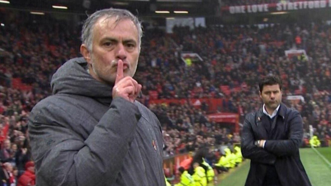 Mourinho, un nou gest controversat! FOTO și VIDEO | Portughezul nu s-a putut abține la finalul partidei cu Tottenham. Ce a declarat la conferința de presă: "Nu mai vorbiți atât de mult!"