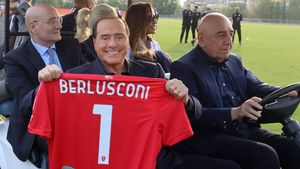 Ce nebunie: Silvio Berlusconi a vândut clubul Monza înainte să moară. Patronul din Premier League care a preluat formația revelație din Serie A