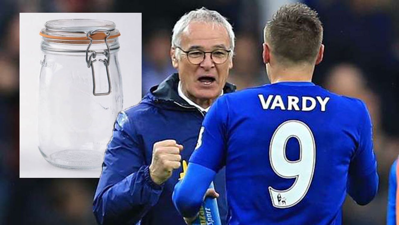 Fanii lui Leicester, campioni și în afaceri! :) Cu cât se vinde un borcan cu AER de la meciul care le-a adus titlul "vulpilor"