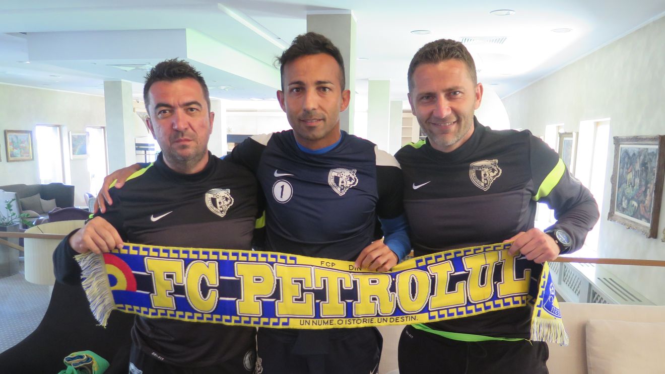IMAGINEA ZILEI | Bijuteria în care au venit la meciul cu Steaua "Lupii Galbeni". Volvo în galben-albastru. Ce simbolizează logoul companiei suedeze
