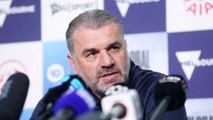 Ange Postecoglou a comis-o! A scăpat o înjurătură și totul a fost filmat în amicalul în care l-a folosit și pe Radu Drăgușin