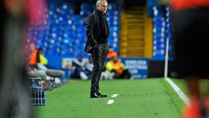 Tensiuni înainte de Steaua: "Mou", acuzat că strică valorile lui Chelsea! Oscar îi "bate" pe Messi și CR7, dar suferă din cauza 'Specialului'