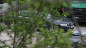 "Oferte speciale" din partea lumii interlope!** Mașini scumpe pe bani puțini