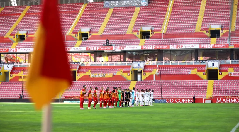 Denis Alibec, debut de coșmar la Kayserispor! Săpunaru a fost eliminat, iar echipa românilor a luat trei goluri pe teren propriu