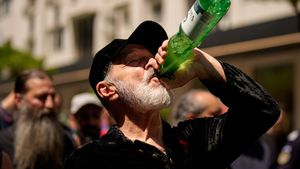 Nu e glumă! Gigi Becali a transferat la FCSB un tânăr de la sfințirea de pe Calea Victoriei: „Sună-l pe Meme”