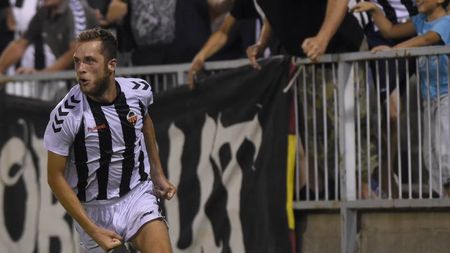 CSM Poli Iași a reușit un transfer din străinătate: "Am vrut să vin din ianuarie, dar nu m-au lăsat să plec". Stoican și votul de încredere: "Avem nevoie de el! Are potențialul de a se impune în Liga 1"