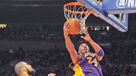 Panouri sub asediu! Începe play-off-ul în NBA: Chicago și San Antonio, favorite să joace finala