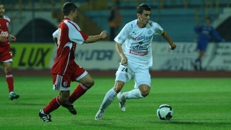 Hora: "Vreau la CFR"