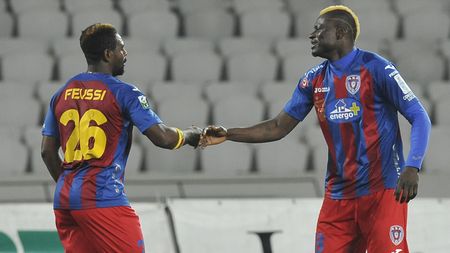 Refuzat în România, bun de Serie A. Feussi nu și-a prelungit contractul cu ASA, dar se pregătește de dueluri cu Juventus și Roma