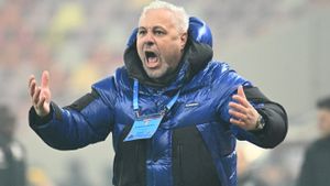 Marius Șumudică s-a săturat și a reacționat violent: „Ia dați-l, bă, afară pe Lucescu! Sunt interese!”